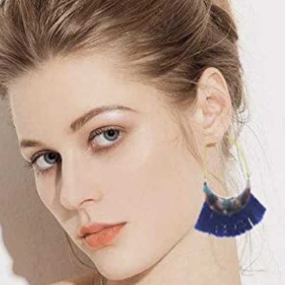 Boho tassel earrings NWT - Picture 2 of 2